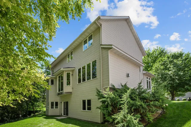 $445,000 | 824 Bridle Creek Lane, Jordan, MN 55352