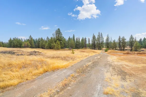 $109,900 | 17700-blk West Williams Lake Road, Cheney, WA 99004