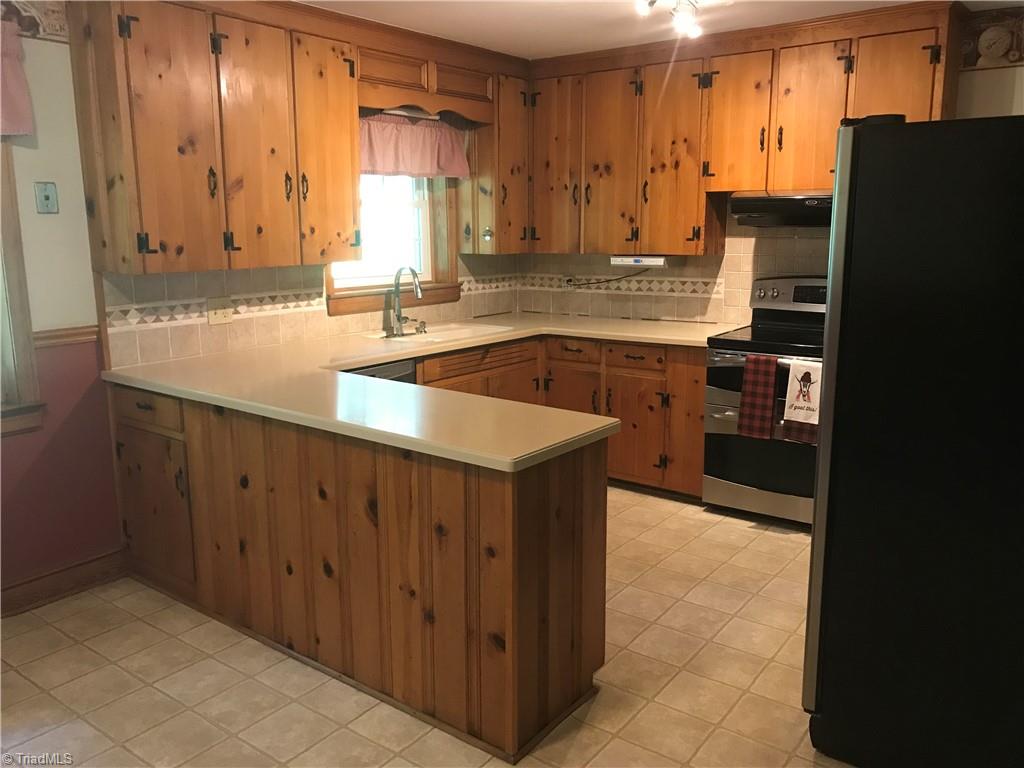 2080 Tobaccoville Road Rural Hall, NC 27045 - Photo 16 of 28