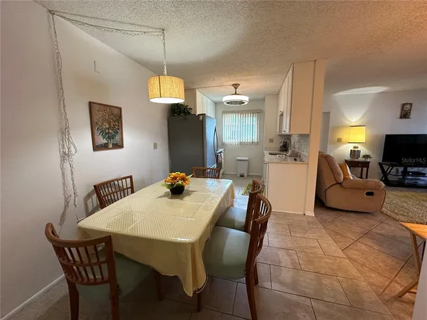 $1,895 | 2950 Clark Road, Unit 112, Sarasota, FL 34231
