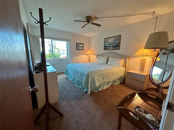 $1,895 | 2950 Clark Road, Unit 112, Sarasota, FL 34231