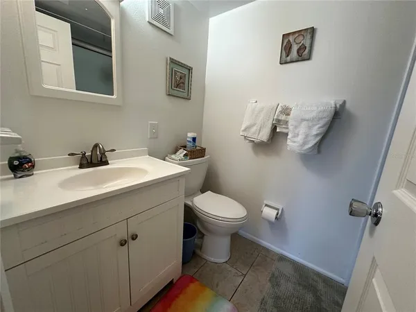 $1,895 | 2950 Clark Road, Unit 112, Sarasota, FL 34231