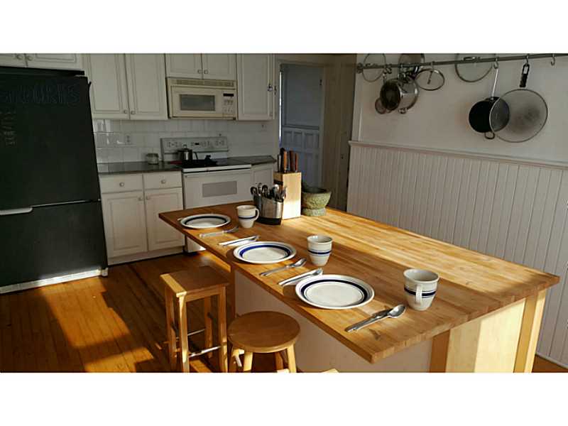 52 Summer Street Westerly, RI 02891 - Photo 8 of 25 Kitchen.