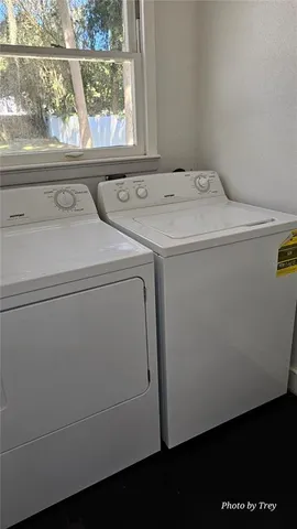 $2,100 | 810 Lake Shore Drive, Leesburg, FL 34748