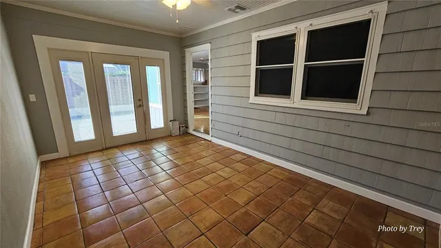 $2,100 | 810 Lake Shore Drive, Leesburg, FL 34748