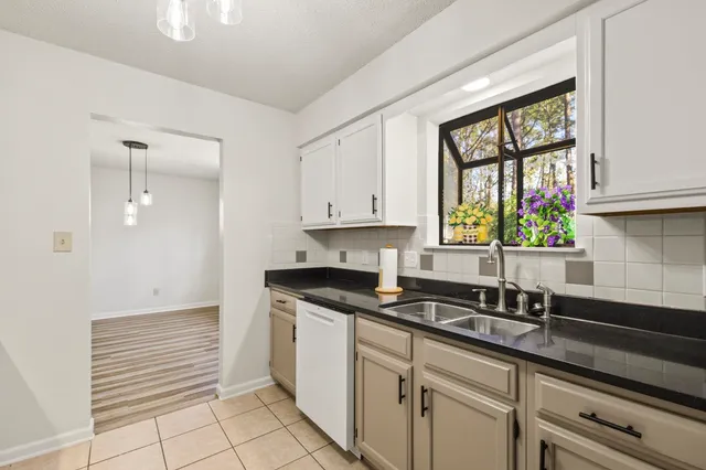 $329,900 | 8029 Briarcreek Road East, Tallahassee, FL 32312