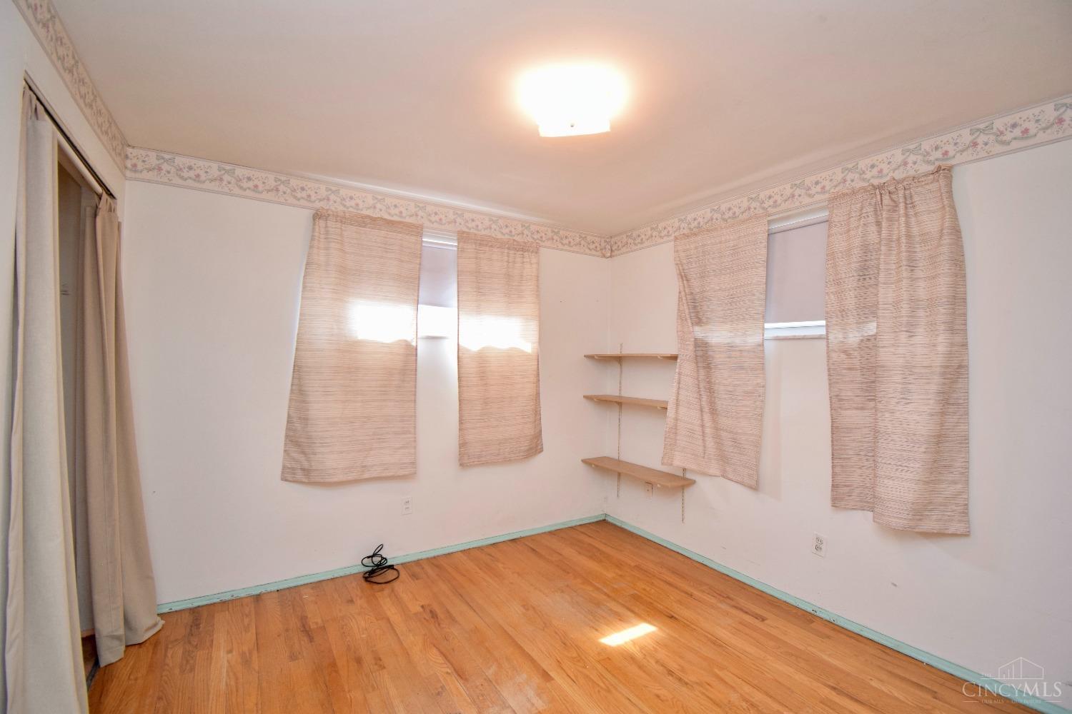 5351 Rapid Run Road Cincinnati, OH 45238 - Photo 24 of 31 Gallery Image 24