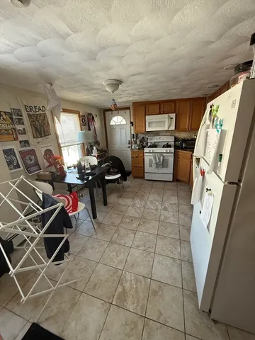 $4,025 | 585 Somerville, Unit A1, Somerville, MA 02143