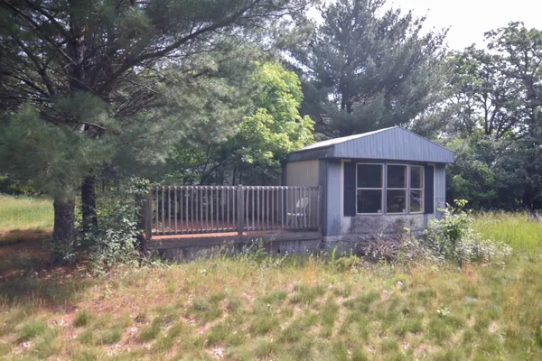 $119,900 | W11008 Brown Deer Drive, Hancock, WI 54943