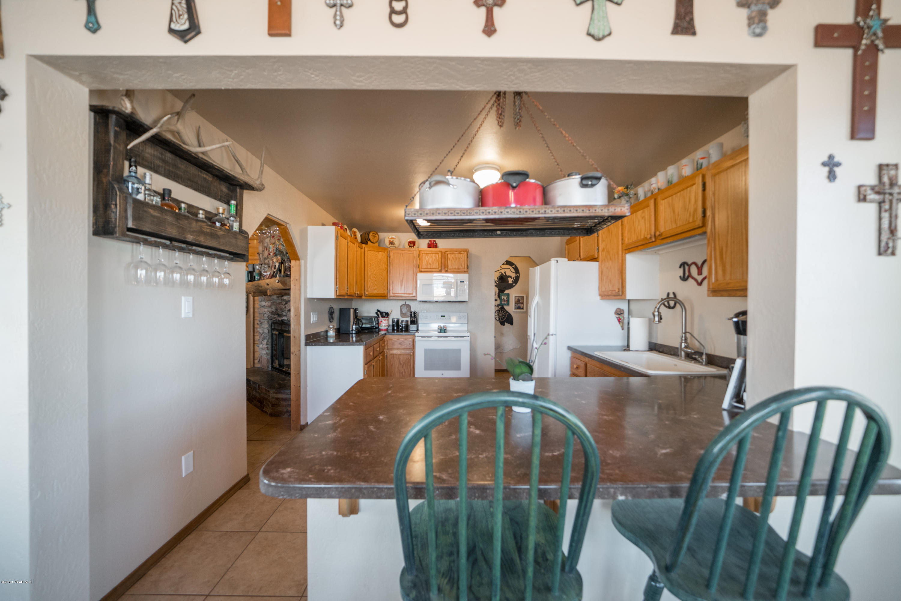 25145 North Patricia Road Paulden, AZ 86334 - Photo 12 of 36 Spacious Kitchen
