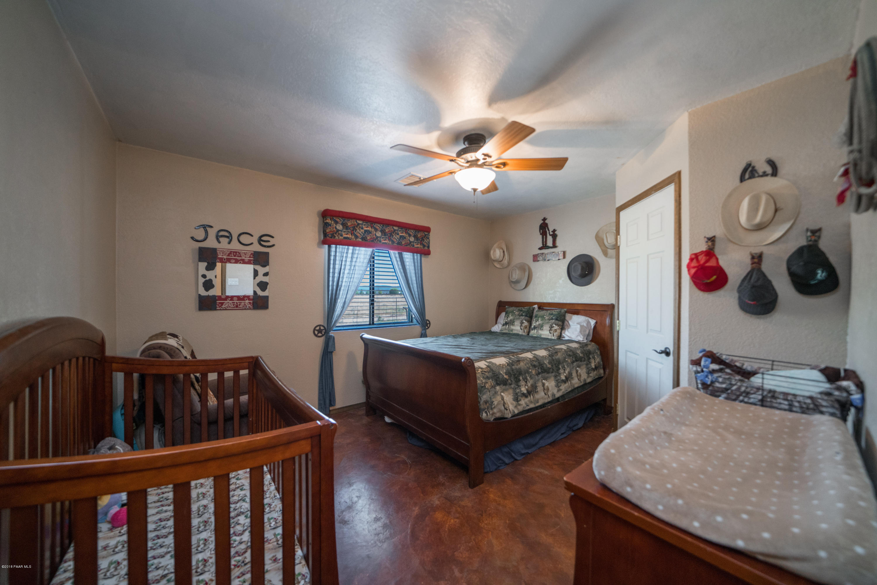 25145 North Patricia Road Paulden, AZ 86334 - Photo 24 of 36 Large Bedroom 2