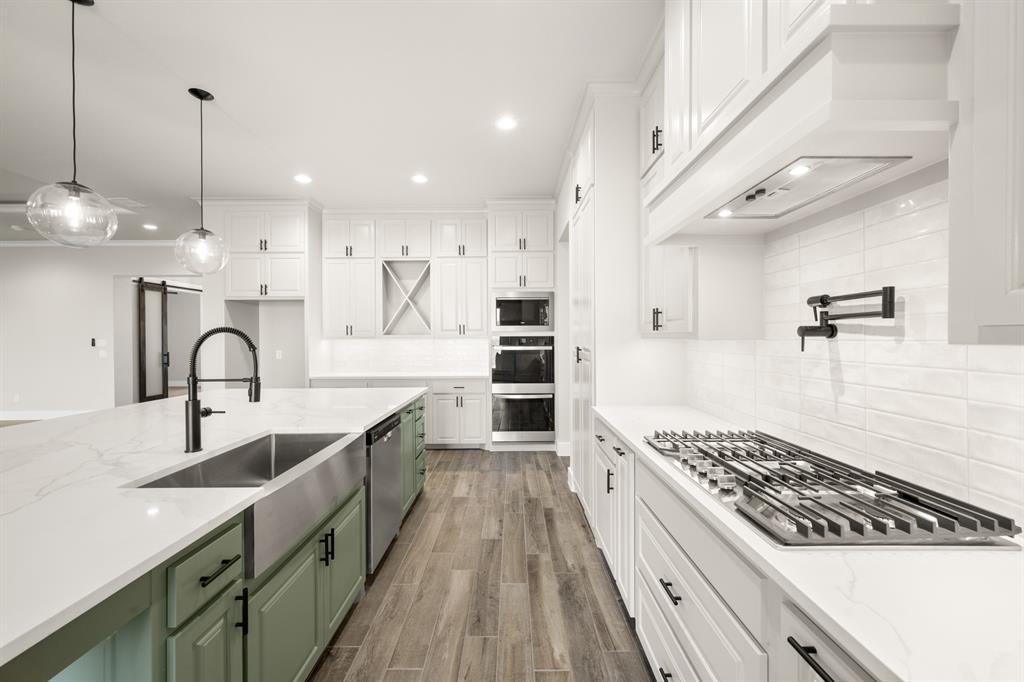 2012 Bison Prairie Trail Fort Worth, TX 76126 - Photo 13 of 28 2012 Bison Prairie- Kitchen-3