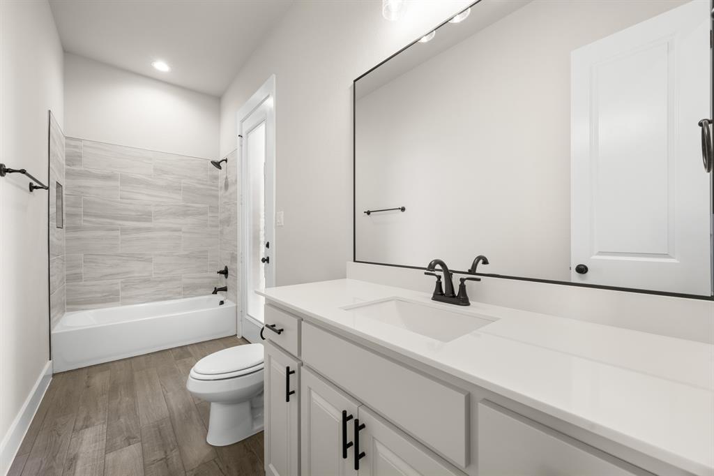 2012 Bison Prairie Trail Fort Worth, TX 76126 - Photo 15 of 28 2012 Bison Prairie- Bathroom-2