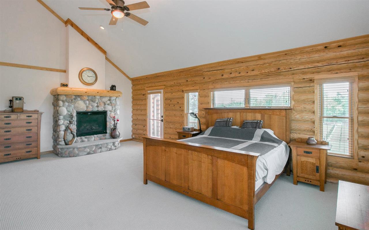 3995 Crestview Road Northeast Solon, IA 52333 - Photo 20 of 48 Gallery Image 20