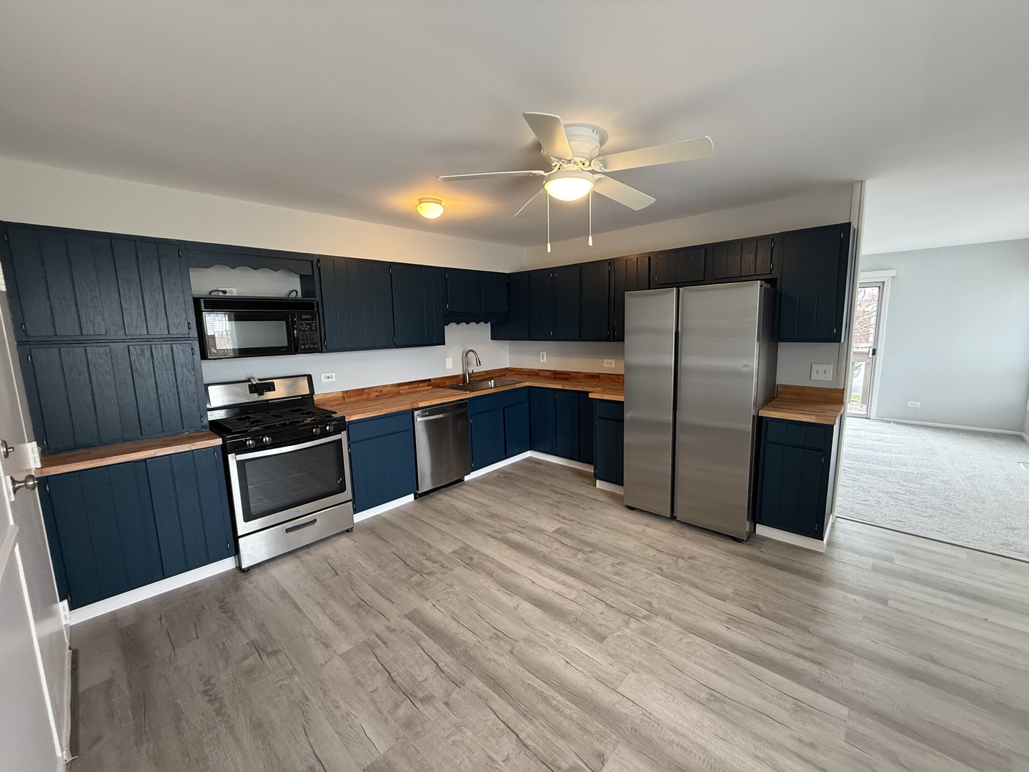 20137 South Hampton Court, Unit A Frankfort, IL 60423 - Photo 3 of 15