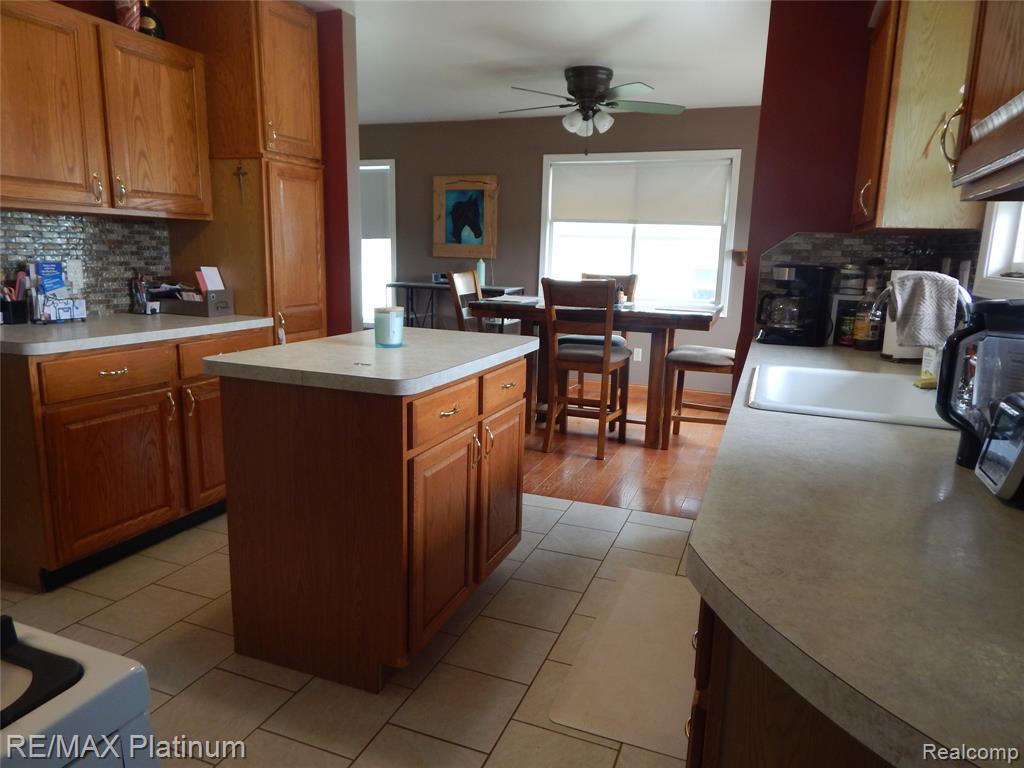 2025 West Rose Center Road Holly, MI 48442 - Photo 38 of 68 Gallery Image 38