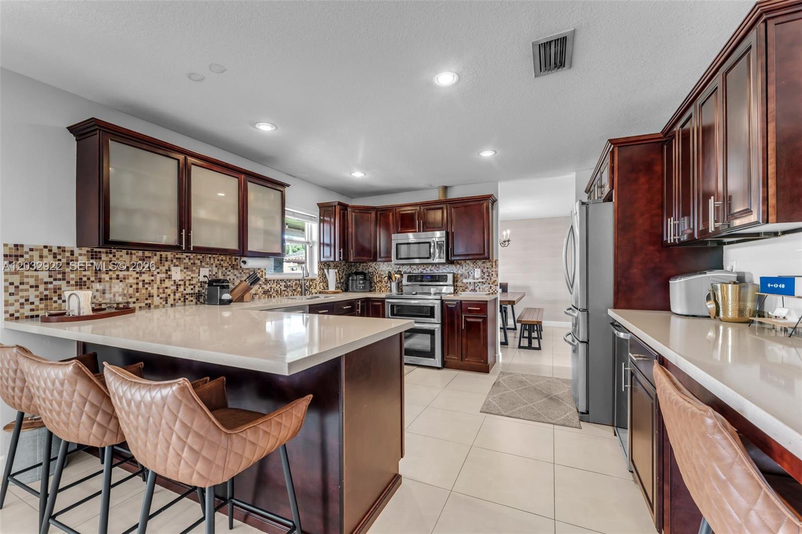 14061 Southwest 39th Street Miami, FL 33175 - Photo 8 of 38
