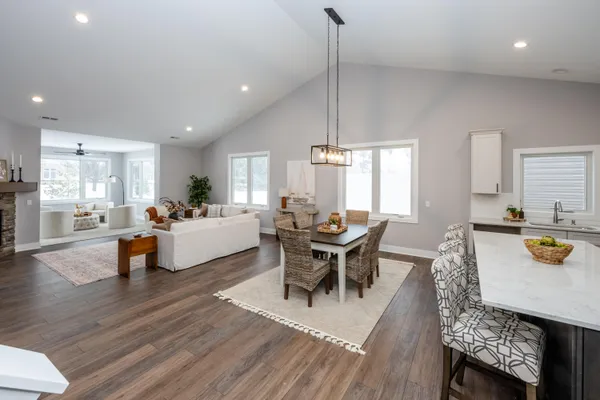 $545,000 | 3634 Katherine Ln Street, Unit 3, St. Joseph, MI 49085