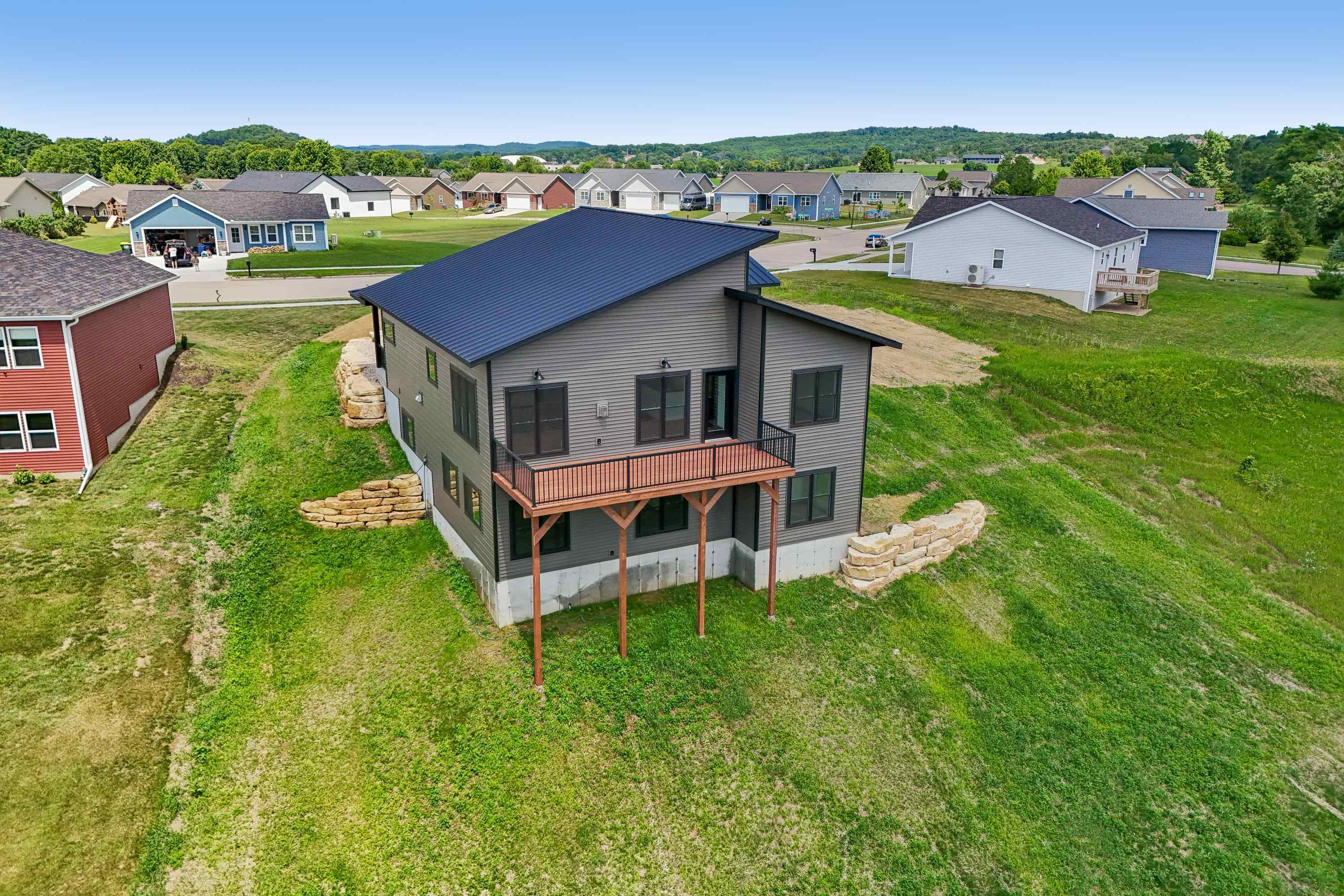 2158 Eastridge Circle Reedsburg, WI 53959 - Photo 6 of 82