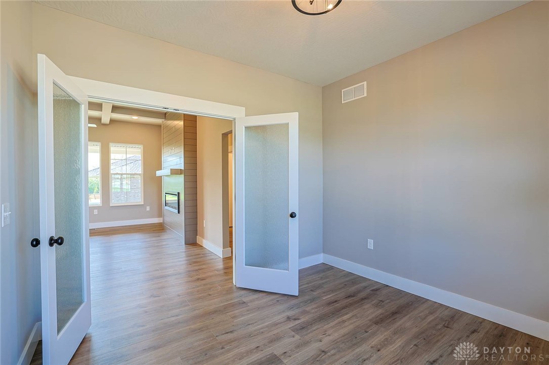 2795 Venice Crossing Hamilton, OH 45013 - Photo 17 of 51