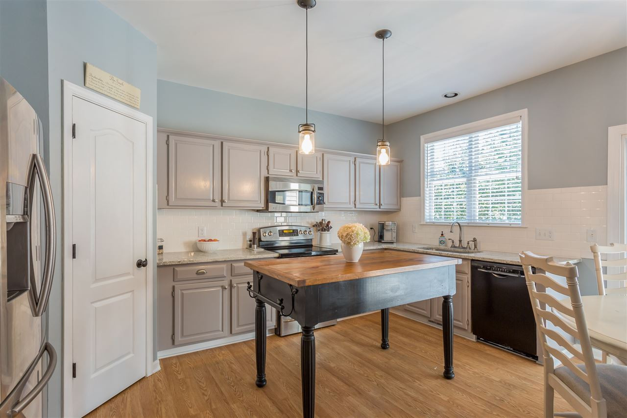 9401 Miranda Drive Raleigh, NC 27617 - Photo 5 of 25 Photo 5