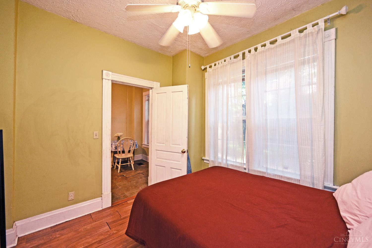 1520 William Howard Taft Road Cincinnati, OH 45206 - Photo 37 of 43