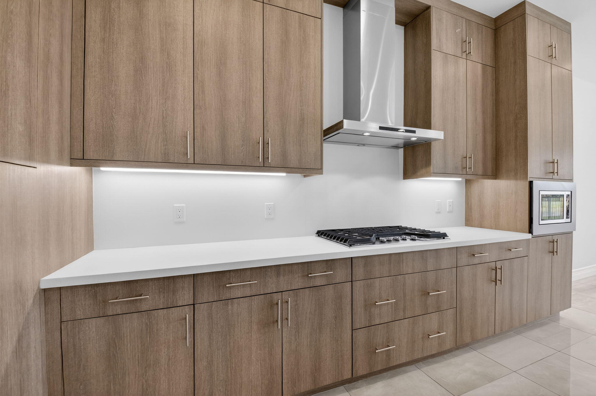 9087 Chauvet Way Boca Raton, FL 33496 - Photo 31 of 78 a kitchen with stainless steel appliances a stove and a refrigerator