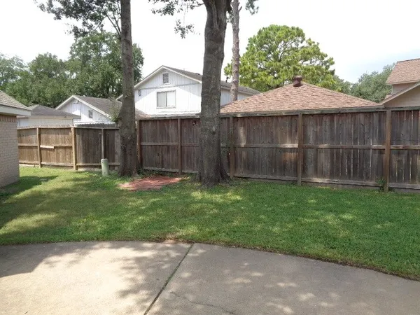 $285,000 | 14410 Muirfield Lane, Houston, TX 77095