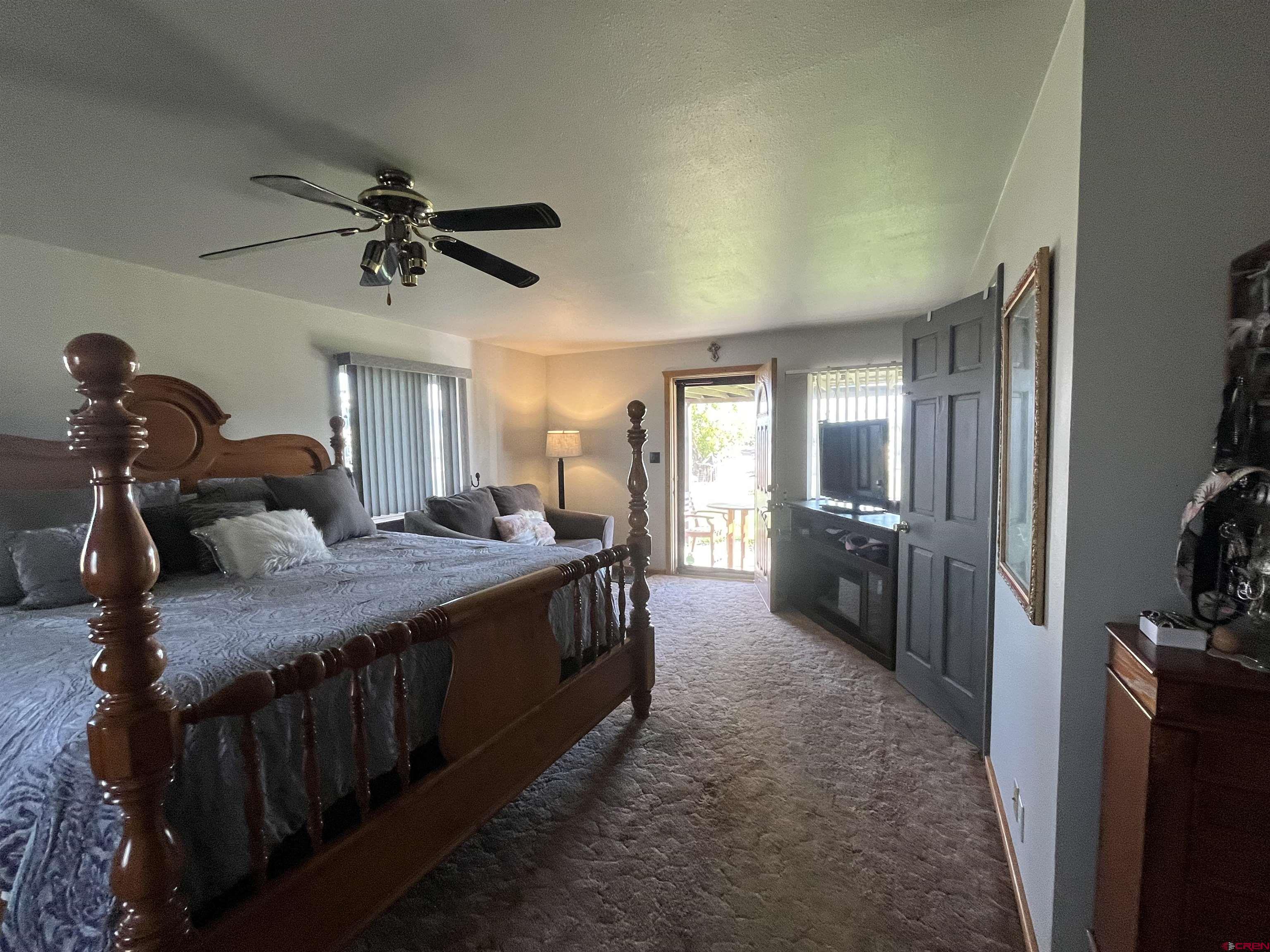 16400 6630 Road Montrose, CO 81401 - Photo 15 of 27 a very nice looking room with a large window
