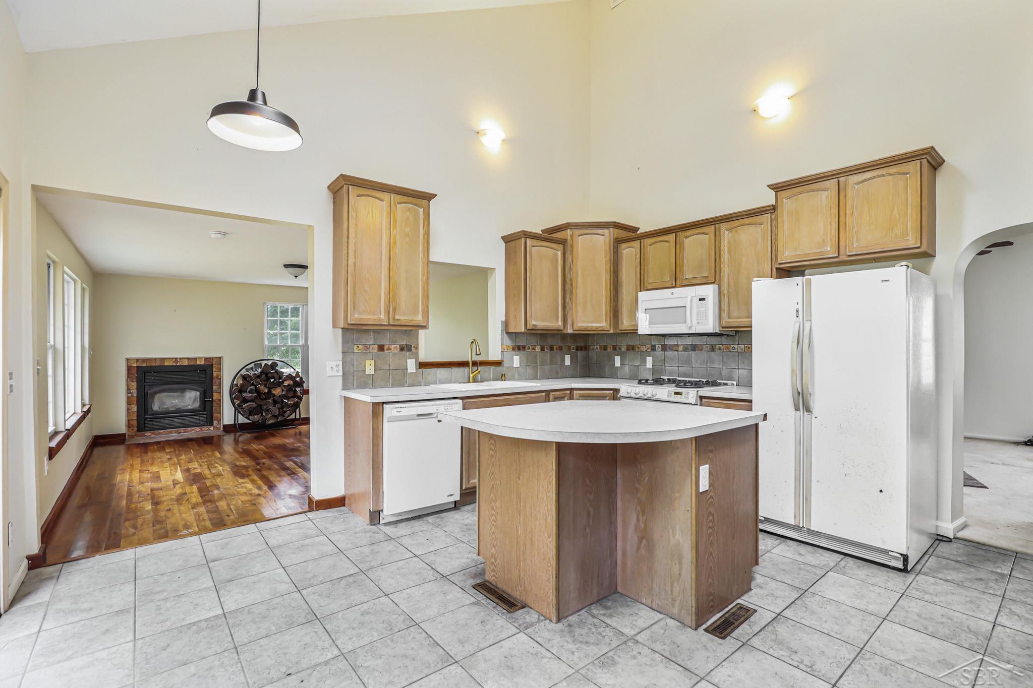 7929 West Gilford Road Reese, MI 48757 - Photo 14 of 59 50122074-13.JPG