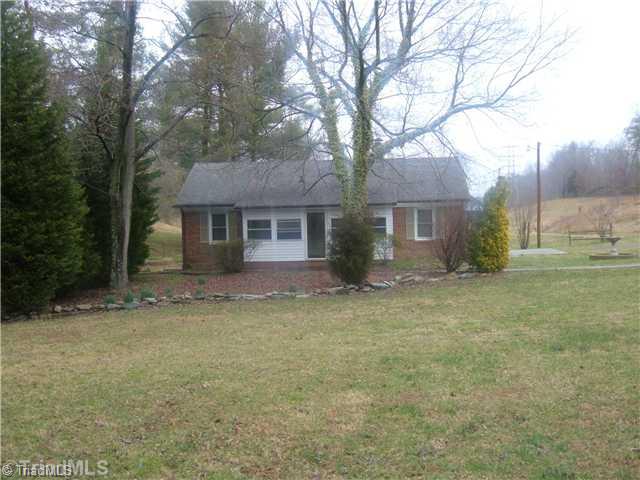 387 Jarrell Road Eden, NC 27288 - Photo 4 of 9 View.