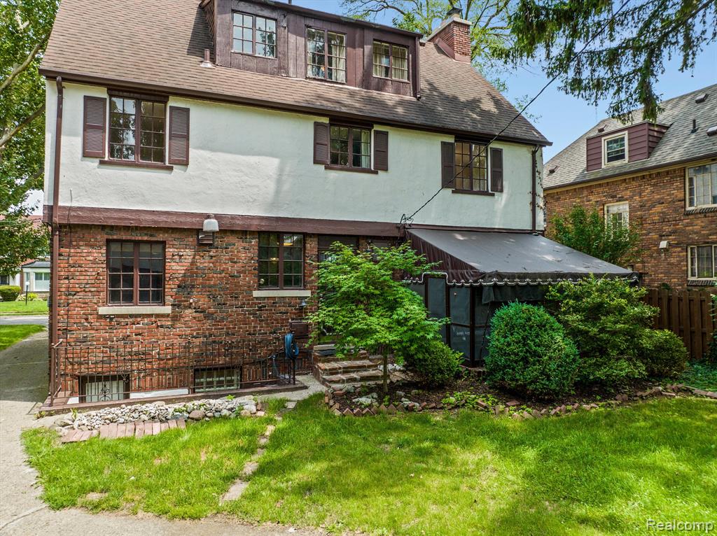 19725 Chesterfield Road Detroit, MI 48221 - Photo 36 of 56