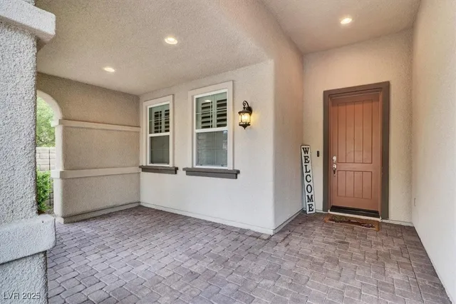 $4,300 | 12057 La Palmera Avenue, Las Vegas, NV 89138