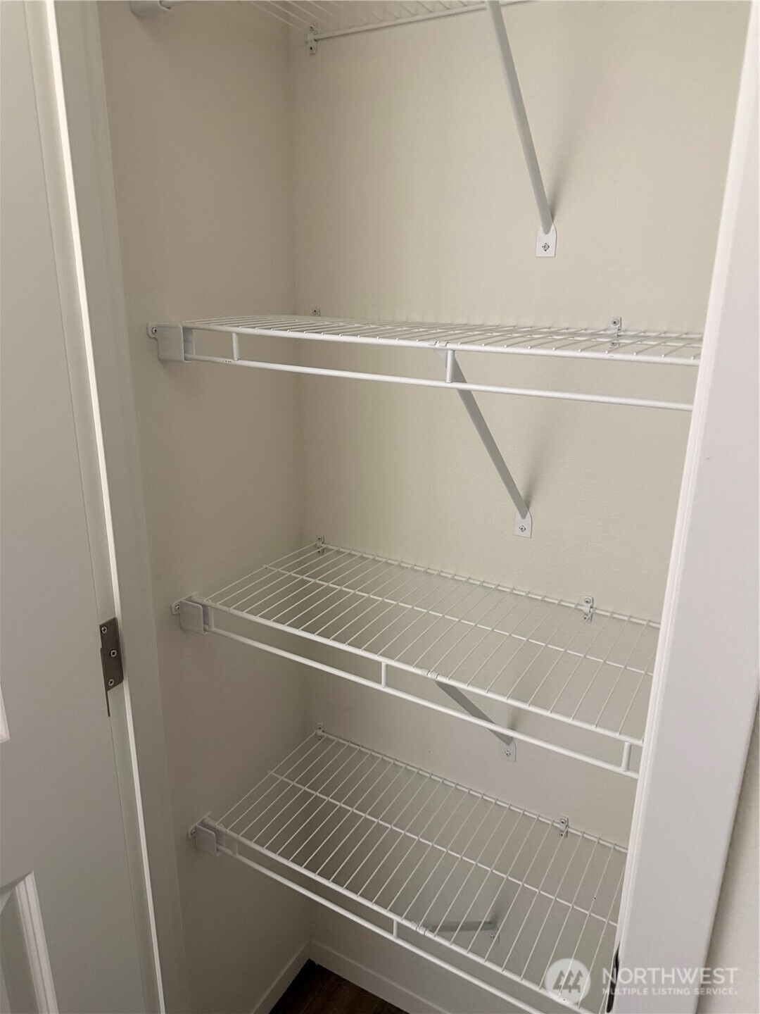 375 Union Avenue Southeast, Unit 8 Renton, WA 98059 - Photo 12 of 12 Gallery Image 12