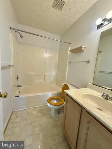 $2,500 | 22226 Valleyview Drive, Great Mills, MD 20634