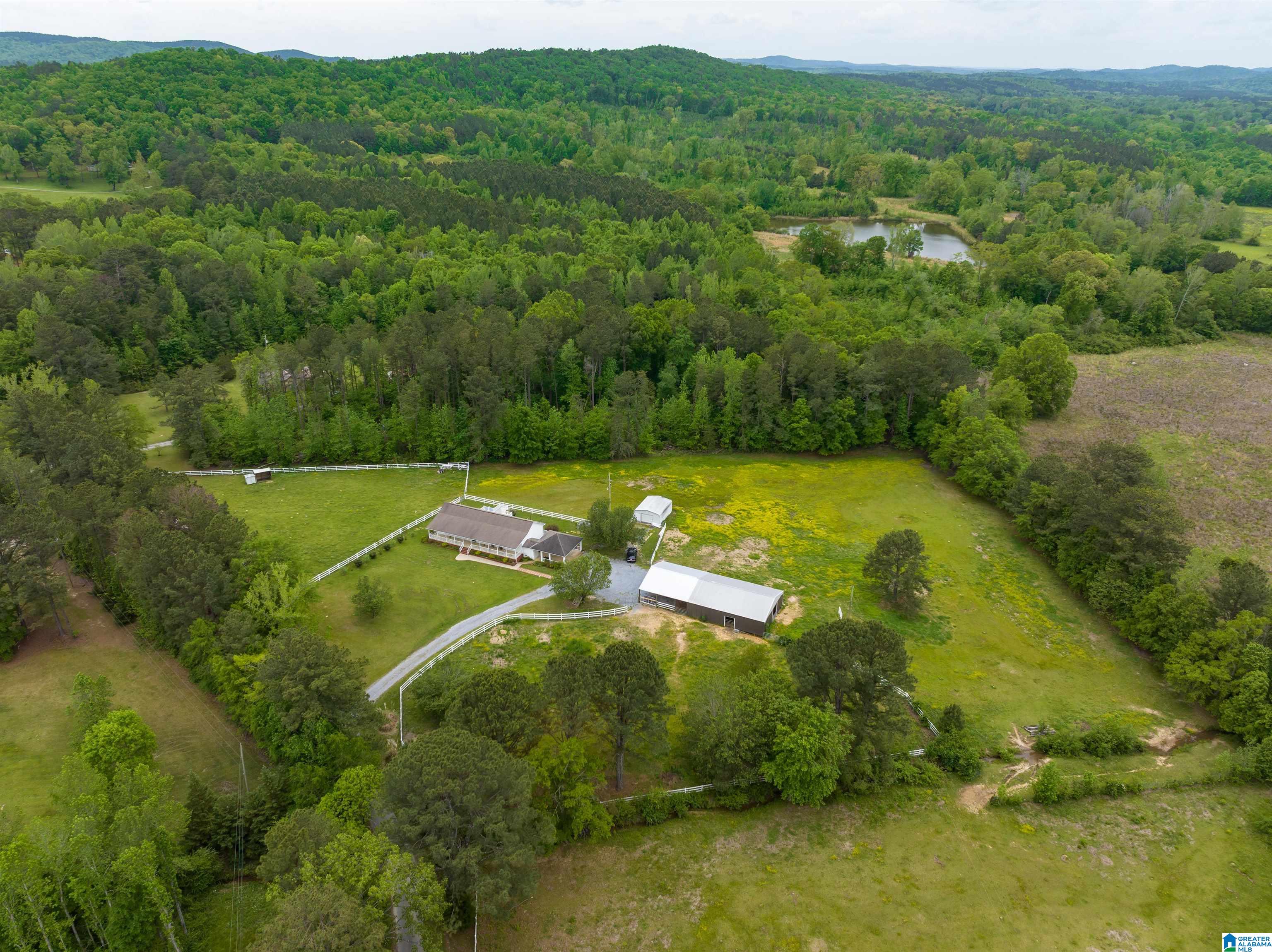 220 Ferguson Road Sylacauga, AL 35151 - Photo 33 of 46
