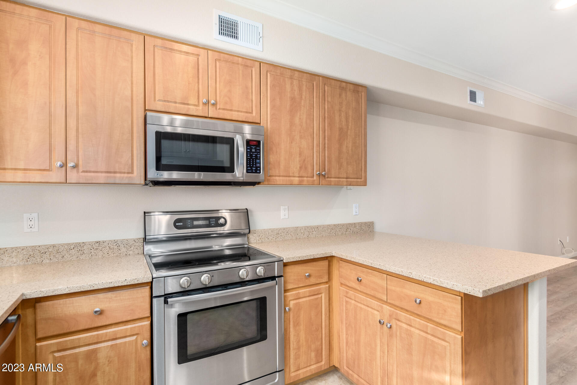 295 North Rural Road, Unit 138 Chandler, AZ 85226 - Photo 12 of 79 12 - Rural