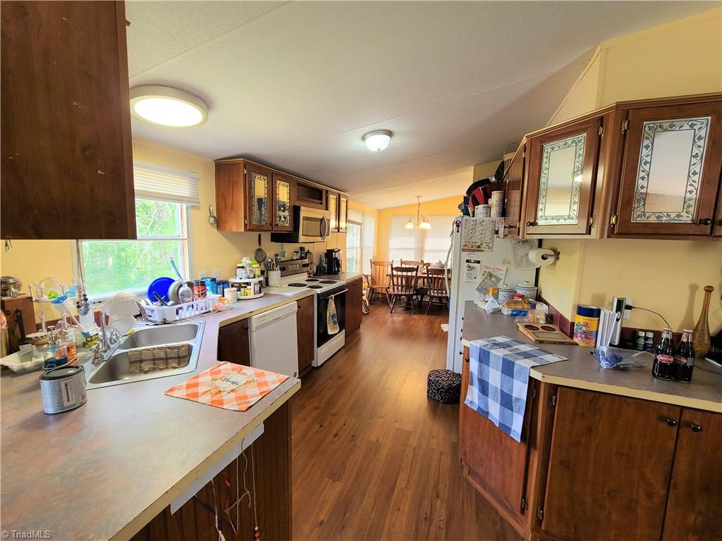 2006 High Bridge Road Pinnacle, NC 27043 - Photo 4 of 16