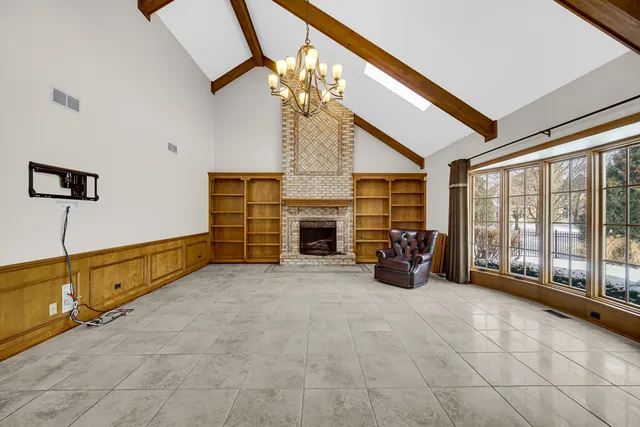 $6,900 | 8S241 Dunham Drive, Naperville, IL 60540