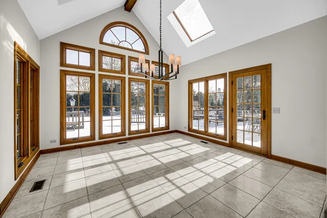 $6,900 | 8S241 Dunham Drive, Naperville, IL 60540