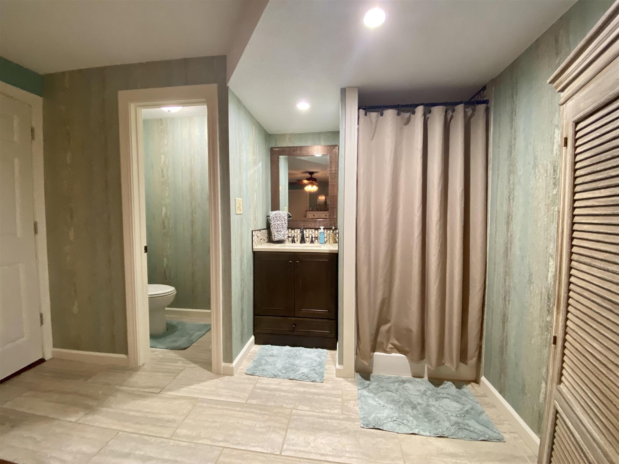 1004 East Cooper Road Muncie, IN 47303 - Photo 15 of 18 Gallery Image 15