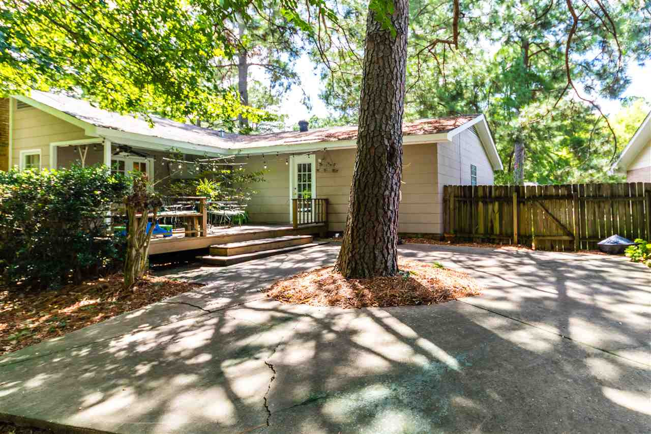 944 Briarfield Road Jackson, MS 39211 - Photo 16 of 21 Photo 18