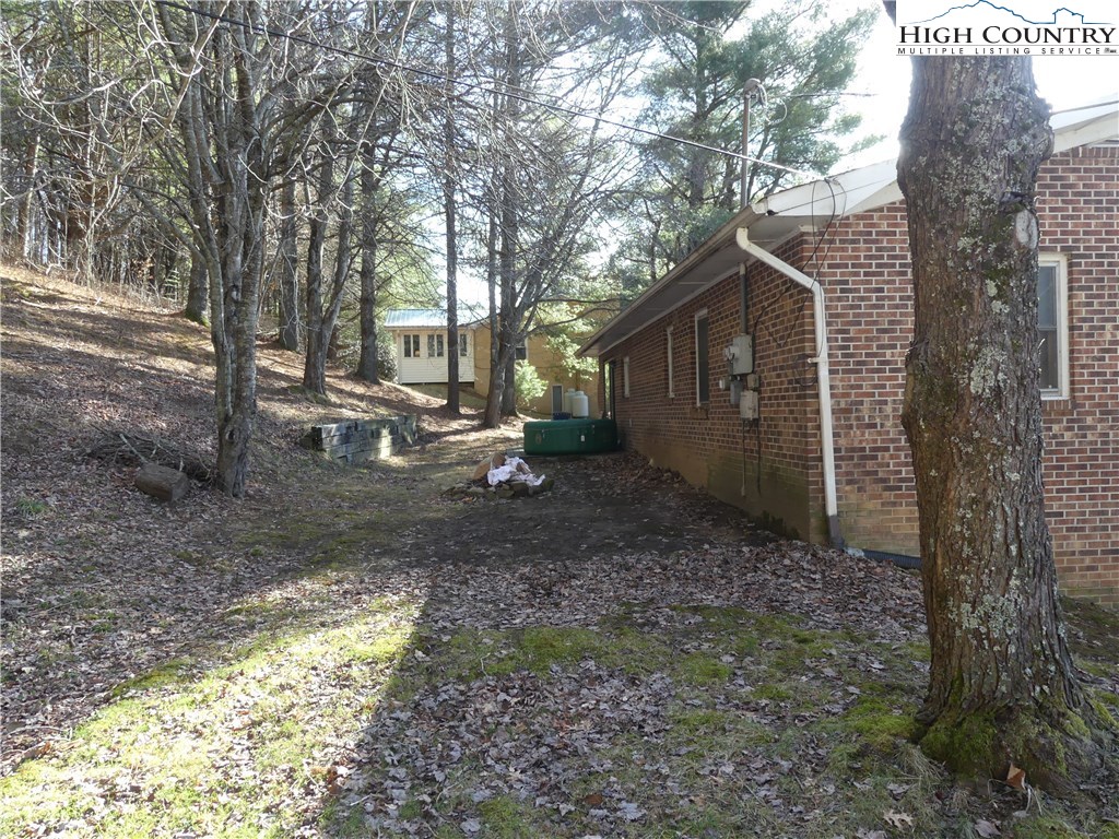 875 Hodges Gap Road Boone, NC 28607 - Photo 3 of 18 Gallery Image 3