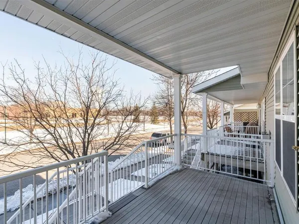 $279,900 | 2856 Clover Ridge Drive, Chaska, MN 55318