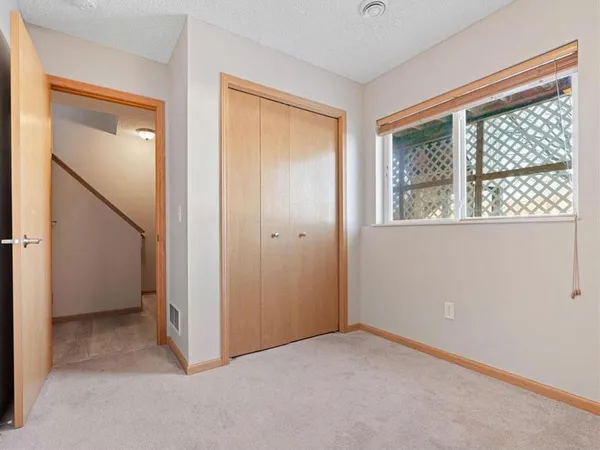 $279,900 | 2856 Clover Ridge Drive, Chaska, MN 55318