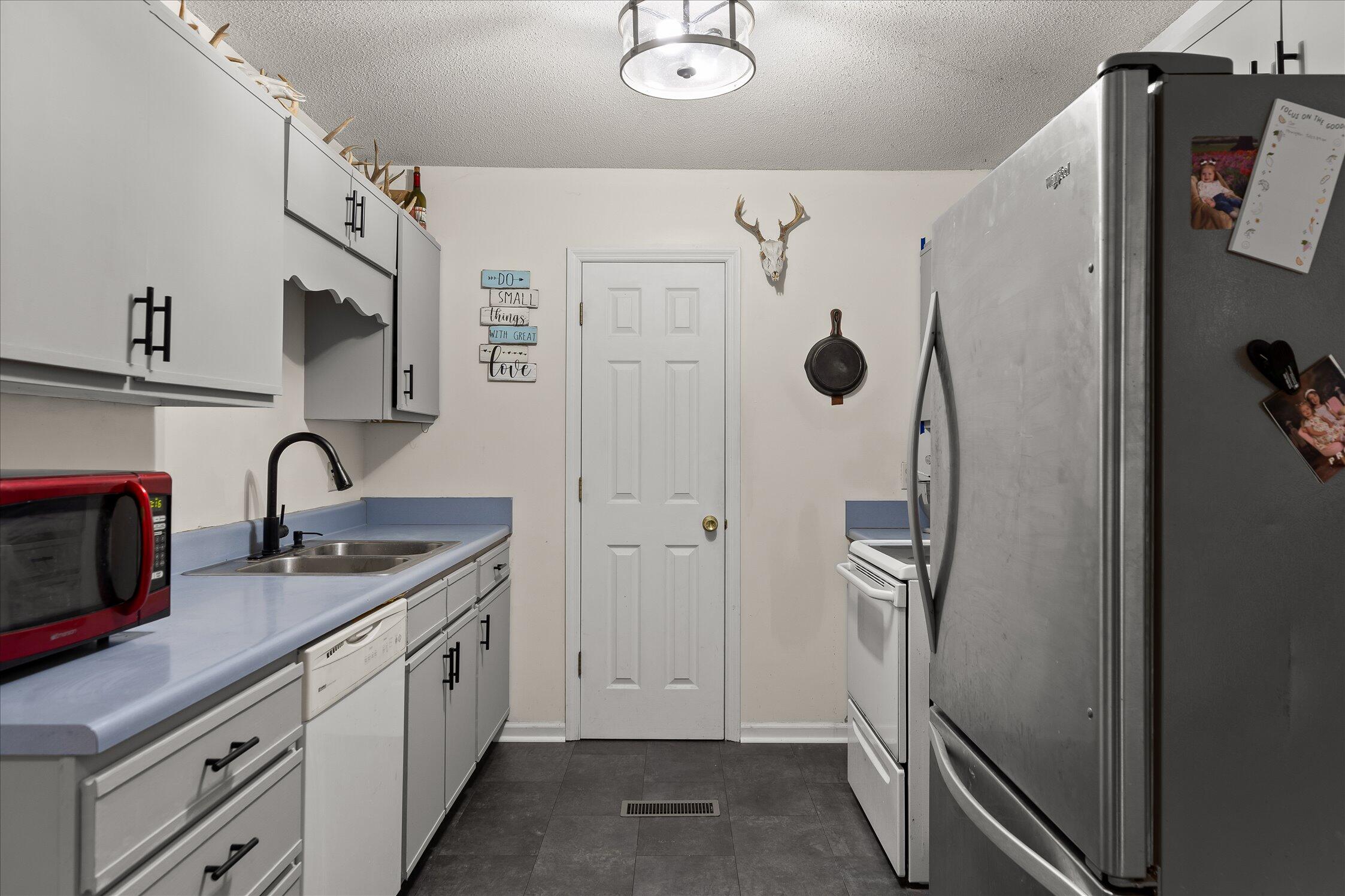 1884 Peavine Road Rock Spring, GA 30739 - Photo 3 of 29 18-1884 Peavine-10