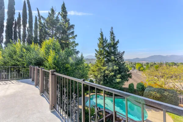 $839,000 | 1688 El Capitan Drive, Redding, CA 96001