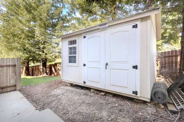 $839,000 | 1688 El Capitan Drive, Redding, CA 96001