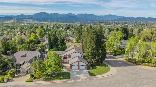 $839,000 | 1688 El Capitan Drive, Redding, CA 96001