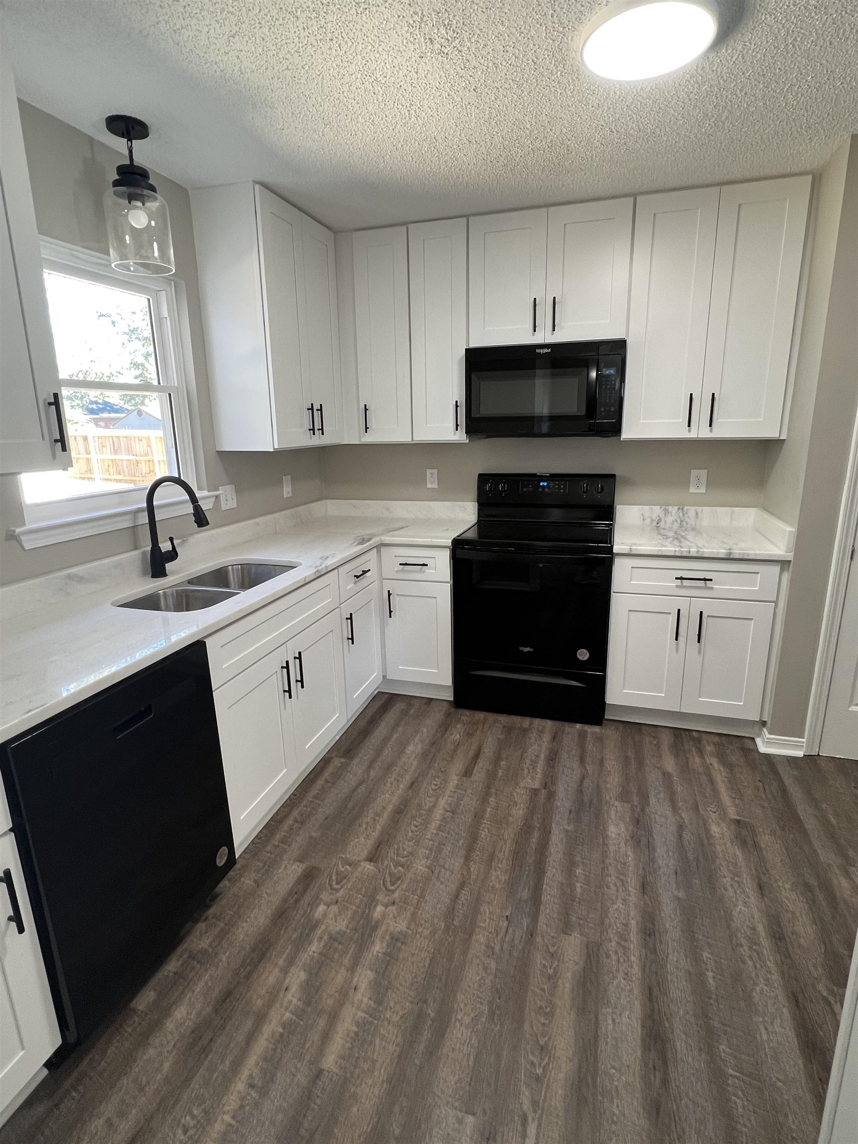 105 Shiloh Drive Daphne, AL 36526 - Photo 3 of 14